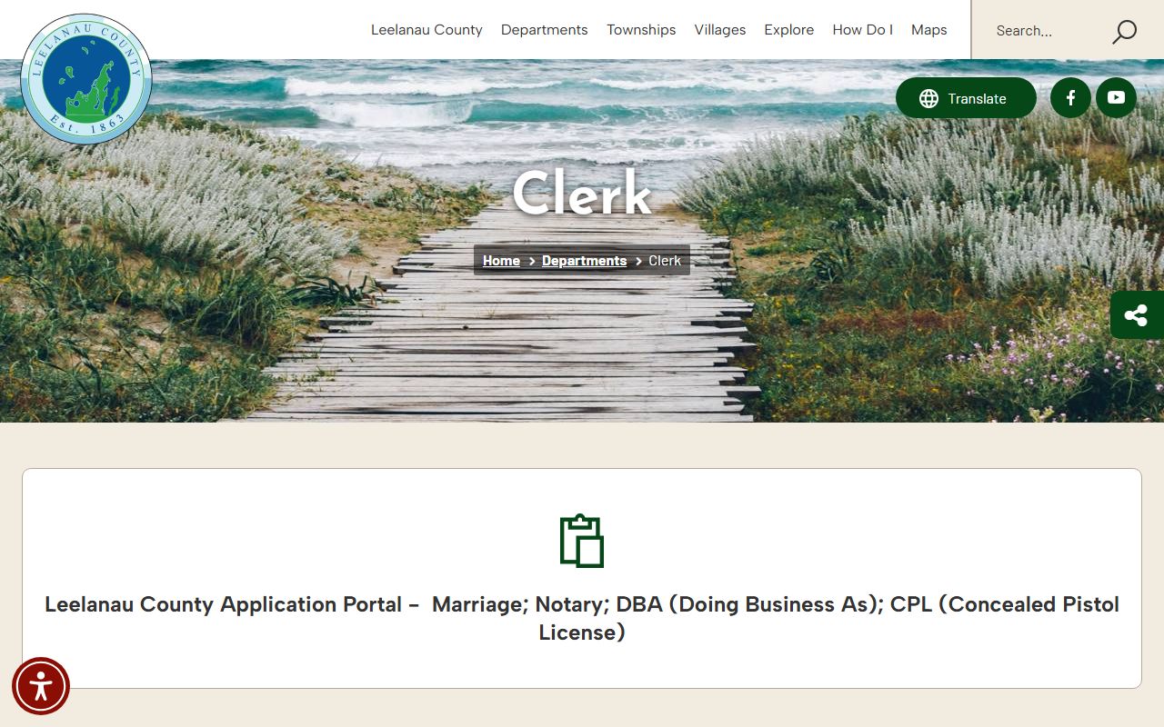 Leelanau County Clerk of Court office page and contact block